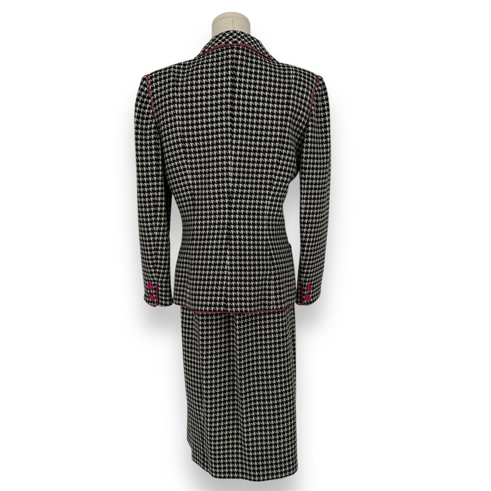 Vintage 1980s UNGARO Paris Houndstooth Blazer Skirt Set with Pink Trim, Size 6/8 - Picture 6 of 16